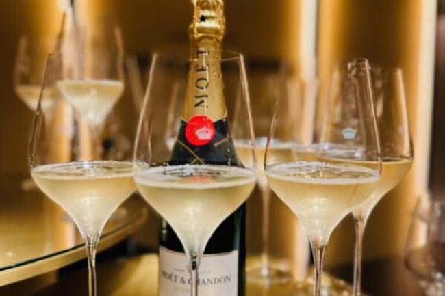 Moet-champagne-600x800